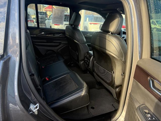 2023 Jeep Grand Cherokee Altitude 4x4