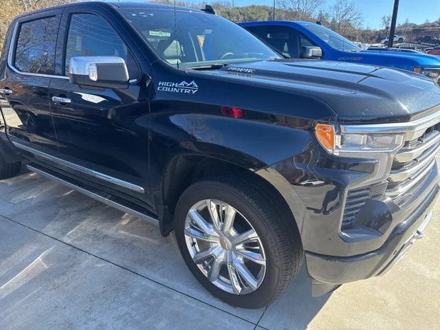 2025 Chevrolet Silverado 1500 4WD Crew Cab Short Bed High Country