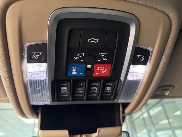 2019 Ram 1500 Limited Crew Cab 4x2 5'7" Box