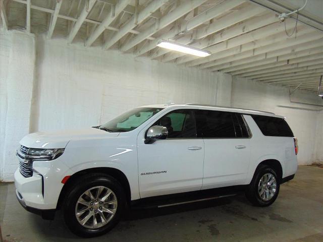 2023 Chevrolet Suburban 4WD Premier