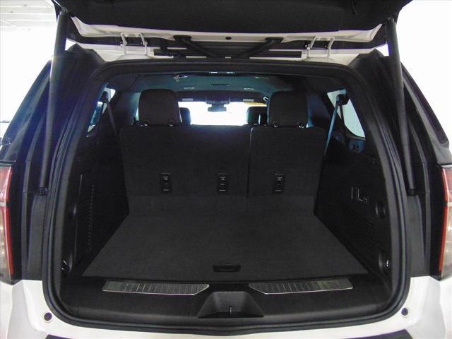 2023 Chevrolet Suburban 4WD Premier