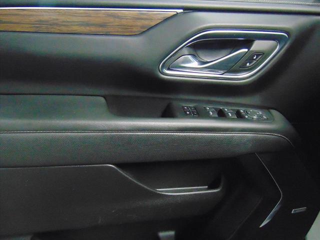 2023 Chevrolet Suburban 4WD Premier