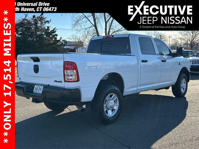 2024 RAM 3500 Tradesman Crew Cab 4x4 64 Box