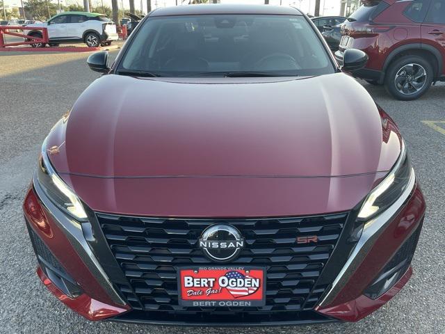2023 Nissan Altima SR FWD