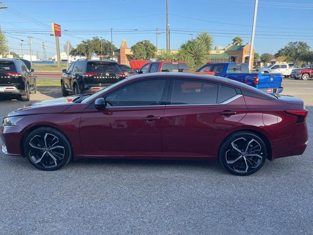 2023 Nissan Altima SR FWD
