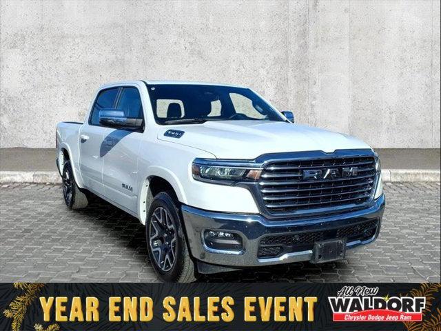 2025 RAM 1500 Laramie Crew Cab 4x4 57 Box