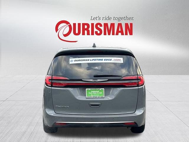 2023 Chrysler Pacifica Touring L 2023 Chrysler Pacifica Touring L