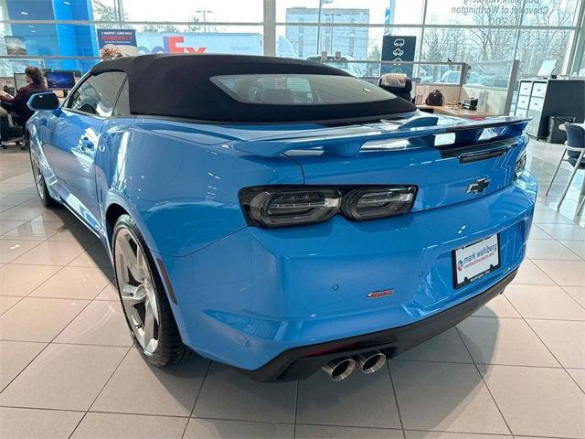2023 Chevrolet Camaro RWD Convertible 2SS