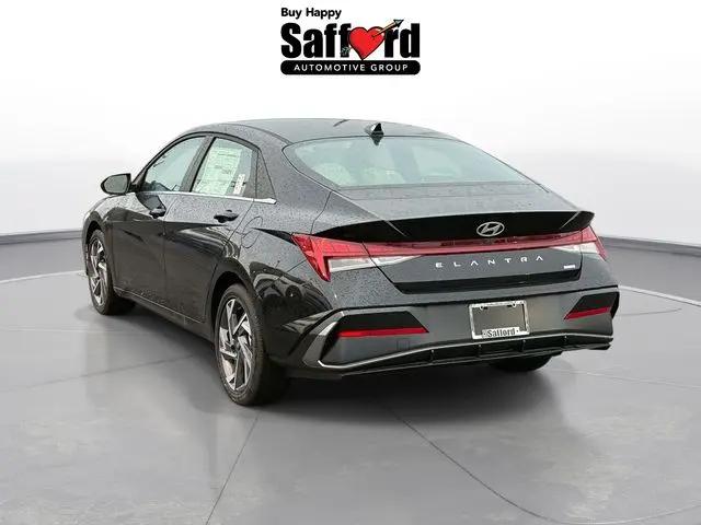 2025 Hyundai Elantra Hybrid Limited