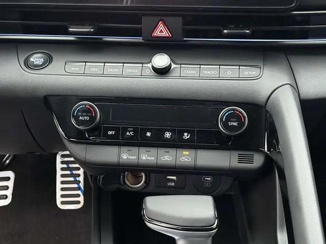 2025 Hyundai Elantra Hybrid SEL Sport