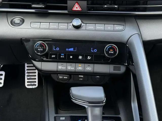 2025 Hyundai Elantra Hybrid SEL Sport