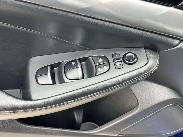 2023 Nissan Maxima SL