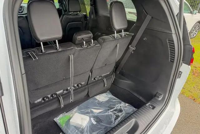 2026 Chrysler Pacifica Select AWD