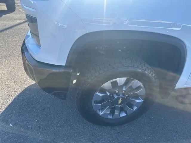 2026 Chevrolet Silverado 2500HD Crew Cab, Standard Bed, WT, 4WD