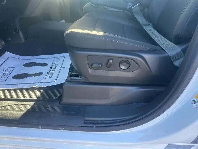 2026 Chevrolet Silverado 2500HD Crew Cab, Standard Bed, WT, 4WD