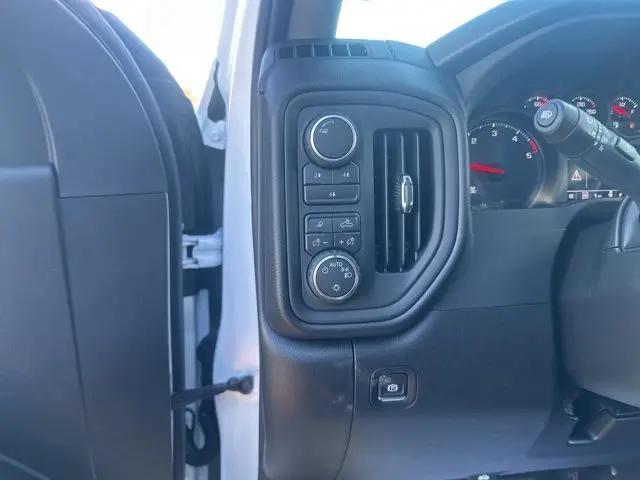 2026 Chevrolet Silverado 2500HD Crew Cab, Standard Bed, WT, 4WD