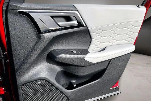 2026 Mitsubishi Outlander SEL 2.5 S-AWC