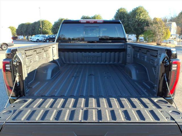 2026 GMC Sierra 2500HD Crew Cab, Standard Bed, AT4X, 4WD