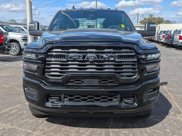 2026 Ram 3500 Big Horn Crew Cab 4x4 8' Box