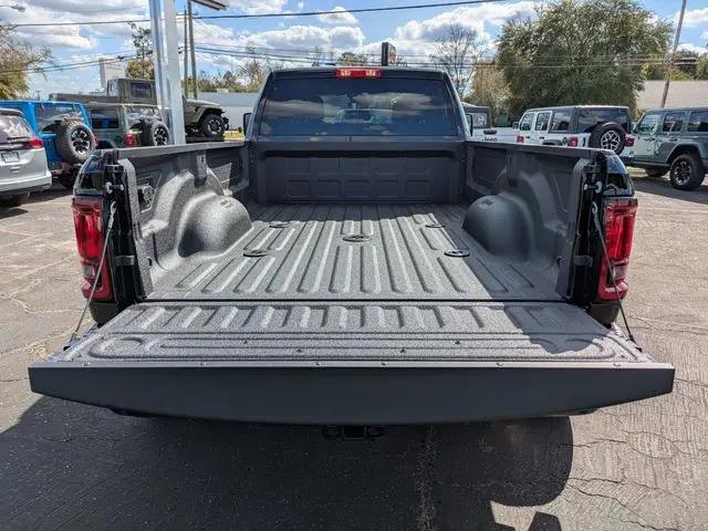2026 Ram 3500 Big Horn Crew Cab 4x4 8' Box