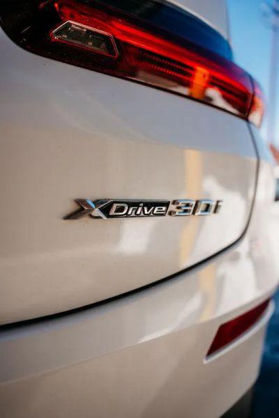 2022 BMW X4 xDrive30i