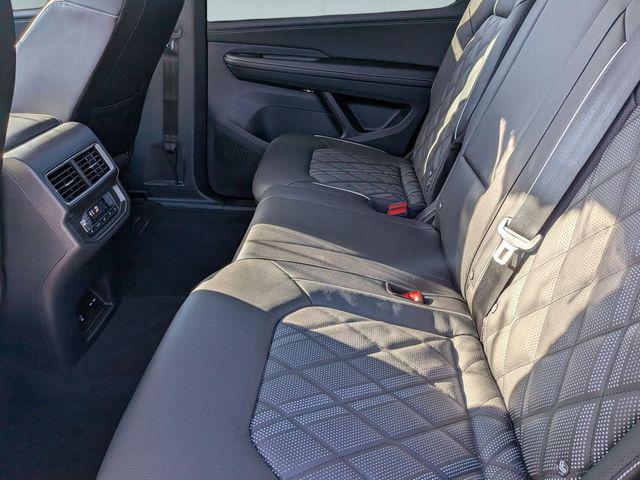 2026 Volkswagen Atlas SEL Premium R-Line
