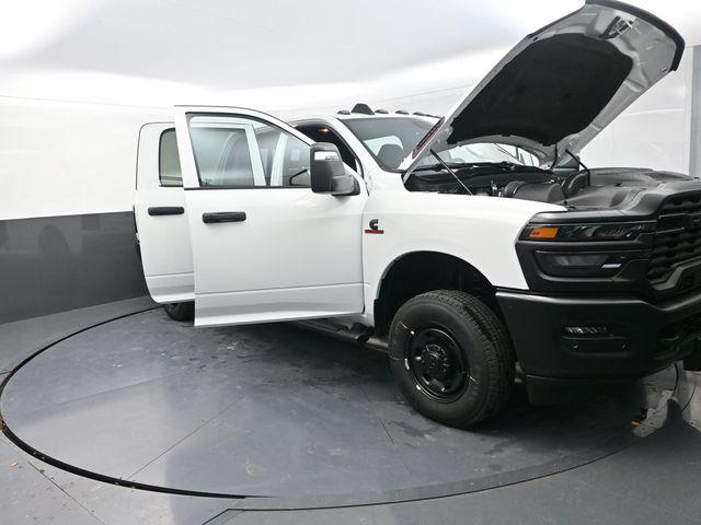 2026 Ram 2500 Tradesman Crew Cab 4x4 6'4" Box
