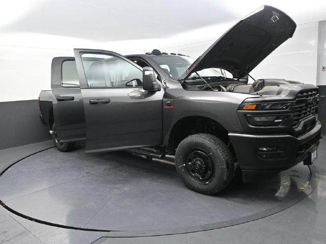 2026 Ram 2500 Tradesman Crew Cab 4x4 64 Box