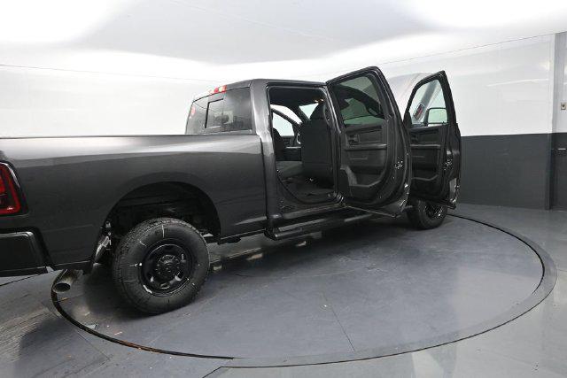 2026 Ram 2500 Tradesman Crew Cab 4x4 64 Box