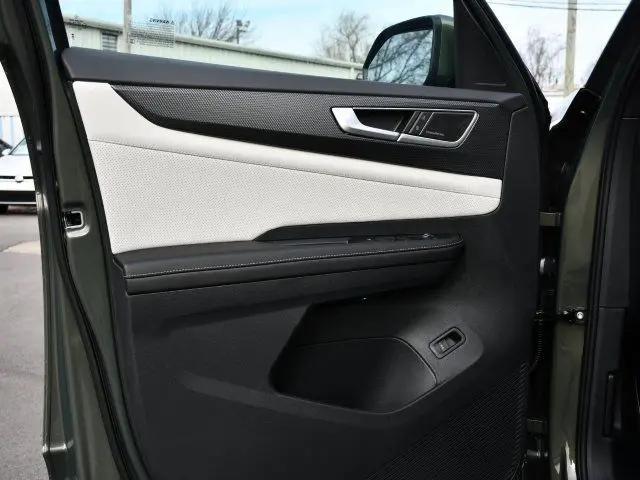2026 Volkswagen Atlas Cross Sport SEL Premium R-Line
