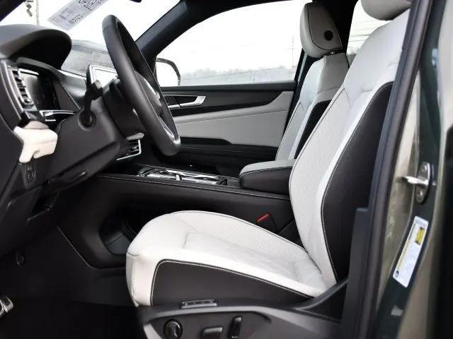 2026 Volkswagen Atlas Cross Sport SEL Premium R-Line