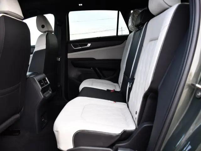 2026 Volkswagen Atlas Cross Sport SEL Premium R-Line