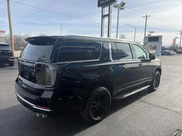 2026 Chevrolet Suburban Premier, 4WD
