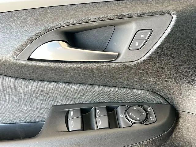 2026 Buick NV Preferred FWD