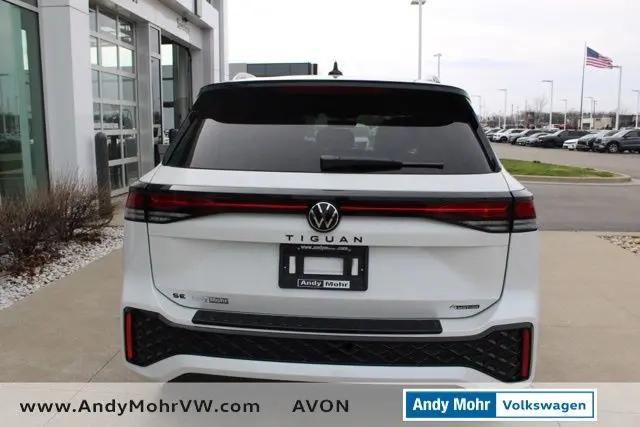 2026 Volkswagen Tiguan SE R-Line Black