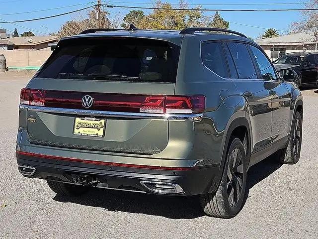 2026 Volkswagen Atlas SE with Technology