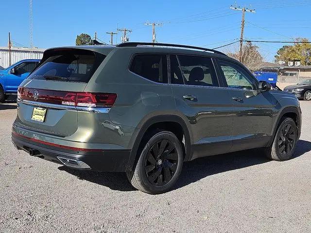 2026 Volkswagen Atlas SE with Technology