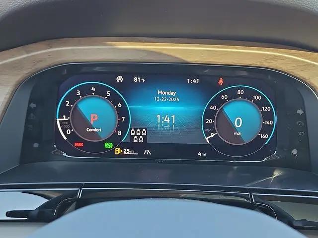 2026 Volkswagen Atlas SE with Technology