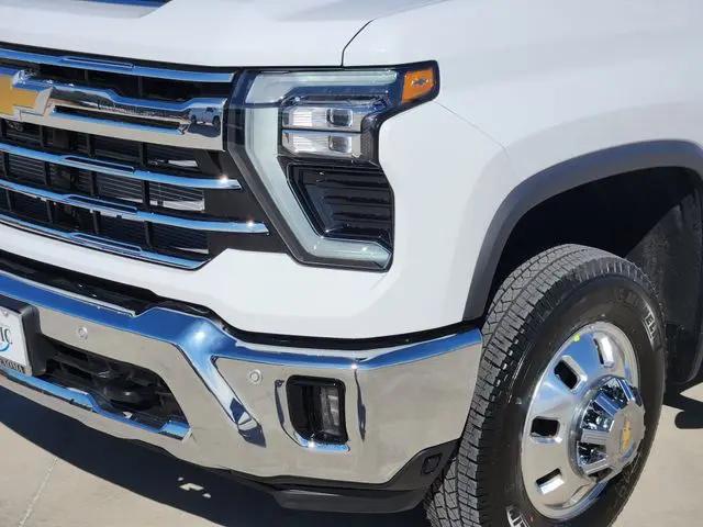 2026 Chevrolet Silverado 3500HD Crew Cab, Long Bed, LTZ Dual Rear Wheel, RWD