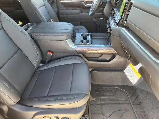 2026 Chevrolet Silverado 3500HD Crew Cab, Long Bed, LTZ Dual Rear Wheel, RWD