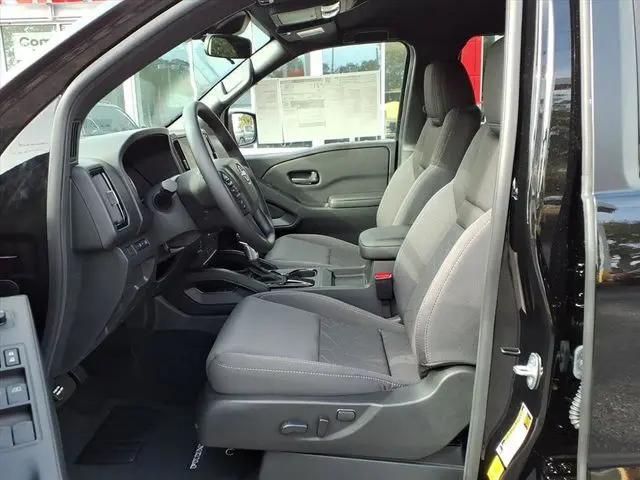 2026 Nissan Frontier Crew Cab SV 4x2