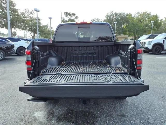 2026 Nissan Frontier Crew Cab SV 4x2