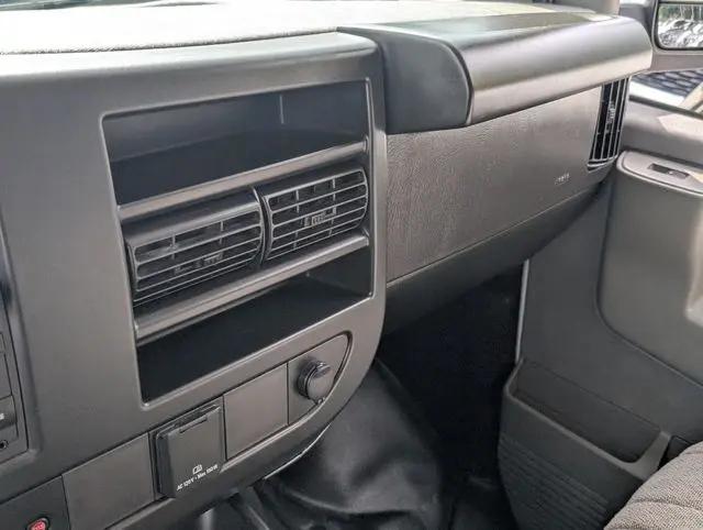 2023 Chevrolet Express Passenger RWD 3500 Extended Wheelbase LS