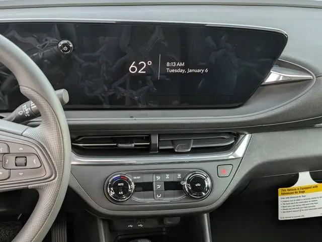2026 Buick NV Preferred FWD