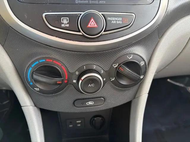 2017 Hyundai Accent Value Edition