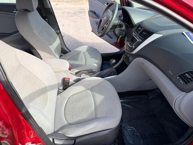 2017 Hyundai Accent Value Edition