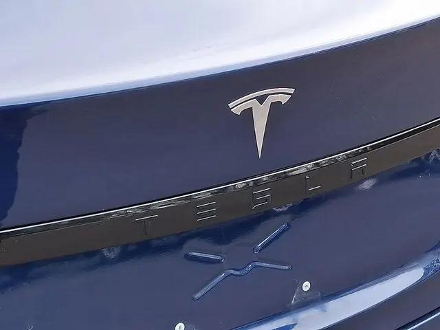 2021 Tesla Model S Plaid Tri Motor All-Wheel Drive