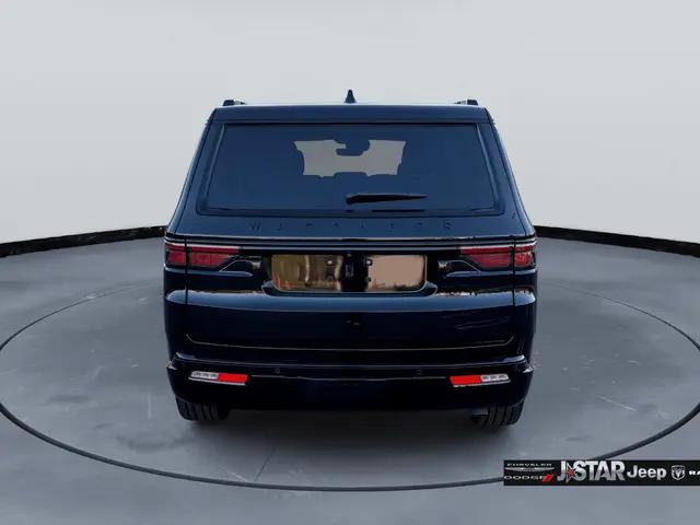 2024 Jeep Wagoneer Series II Carbide 4x4