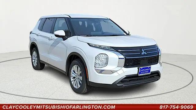 2026 Mitsubishi Outlander ES 2.5 2WD for sale in Arlington, TX