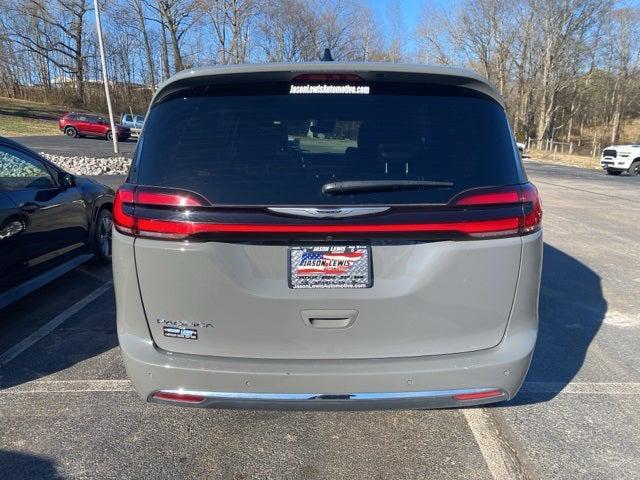 2025 Chrysler Pacifica Select 2025 Chrysler Pacifica Select